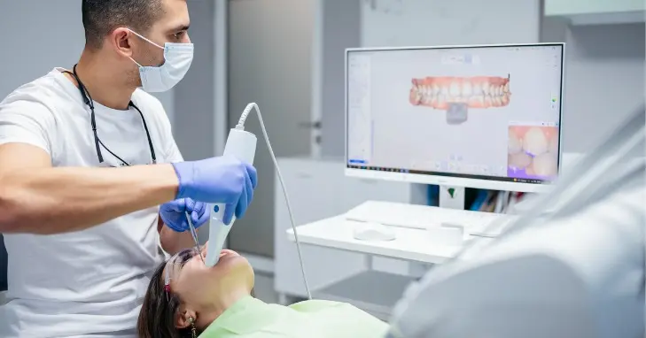 المسح ثلاثي الأبعاد في تقويم الاسنان : لماذا هو أفضل من الطبعات التقليدية